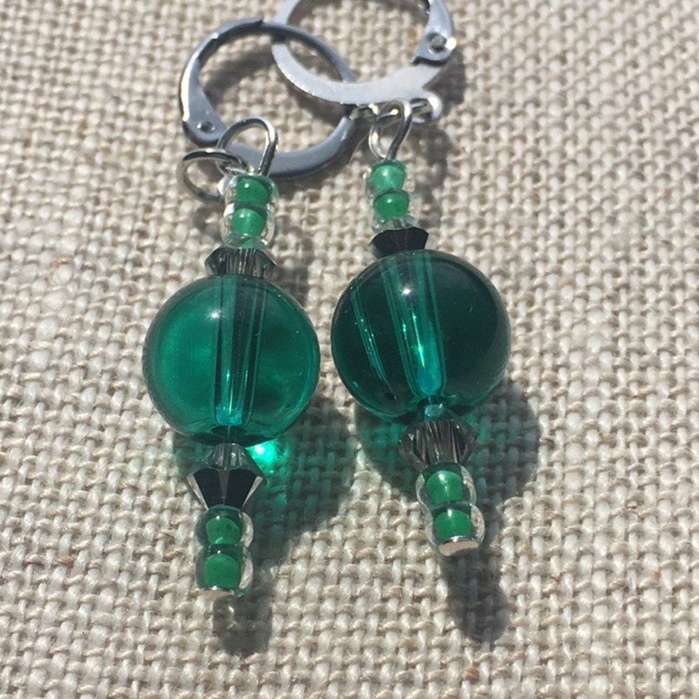 ⚫️New Green Drop Stainless Steel Earrings Handcrafted